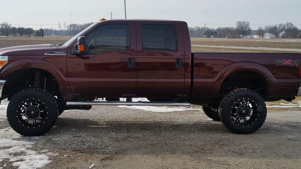 Lifted F250 with Fuel Kranks