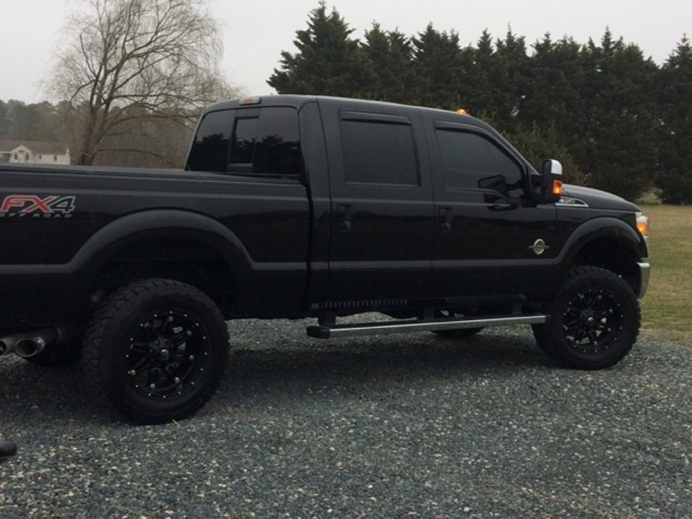 2015 F350 with 20x10 Hostage Wheels