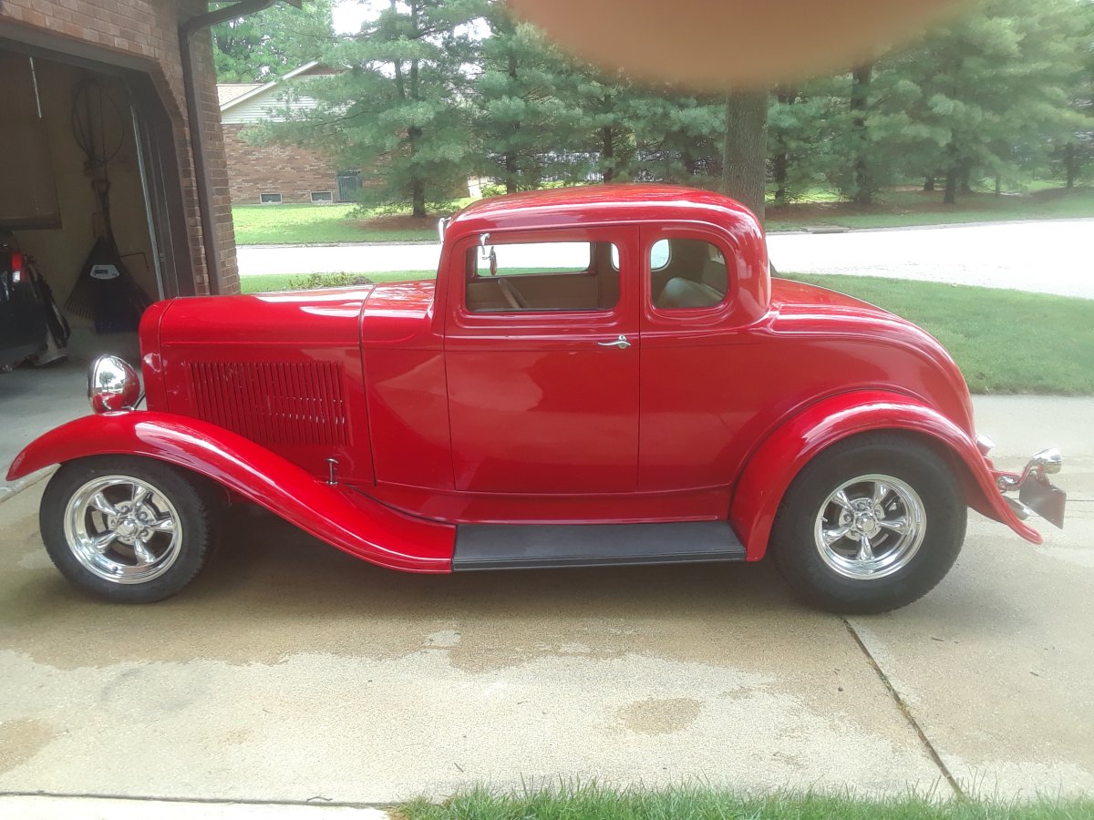 1932 Coupe with 15x6 and 15x7 Torq Thrusts