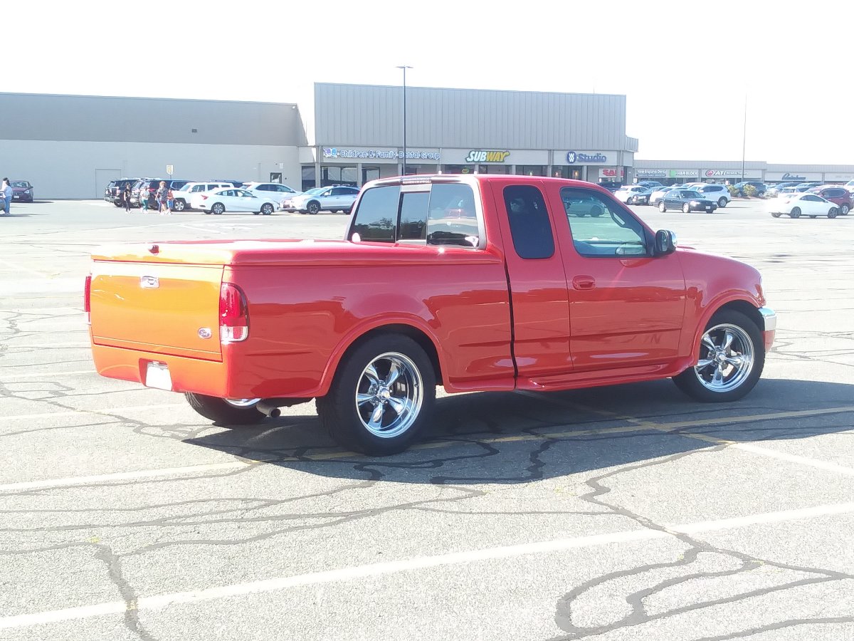 2000 F150 with 20