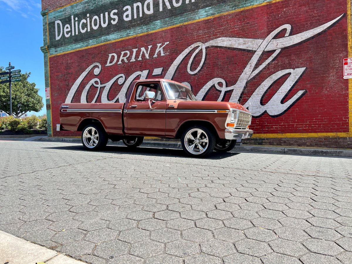 1979 F100 with Torq Thrust Package