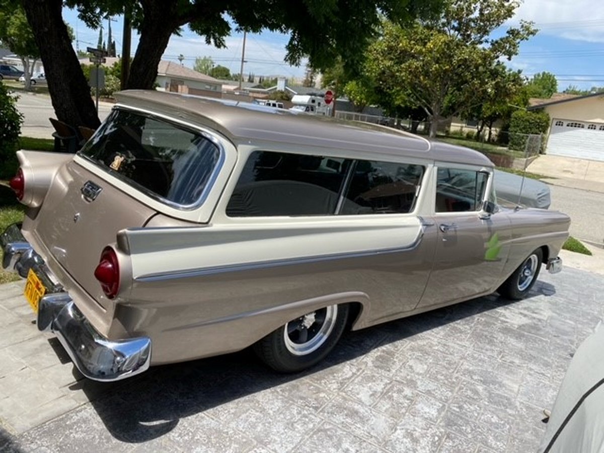 1957 Ford Wagon with Torq Thrust D