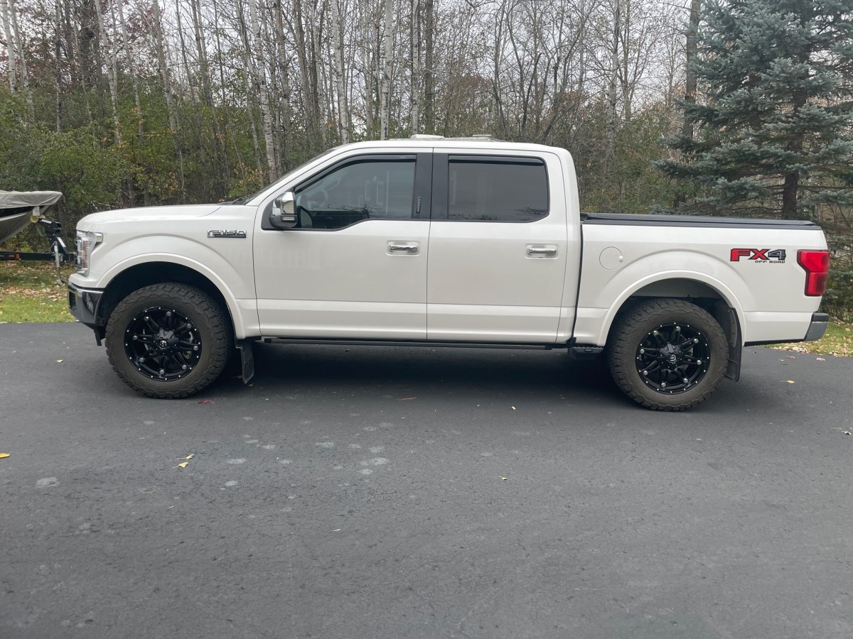 2018 F150 with 20x9 Hostages