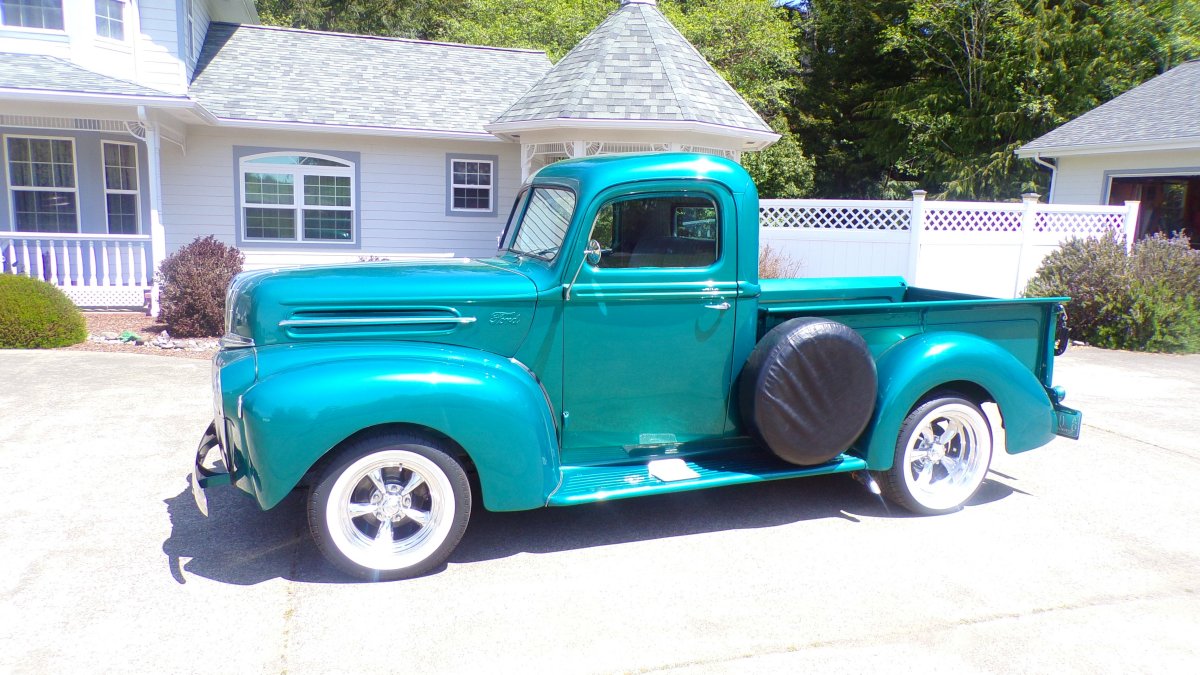1946 Ford Pickup with Torq Thrusts