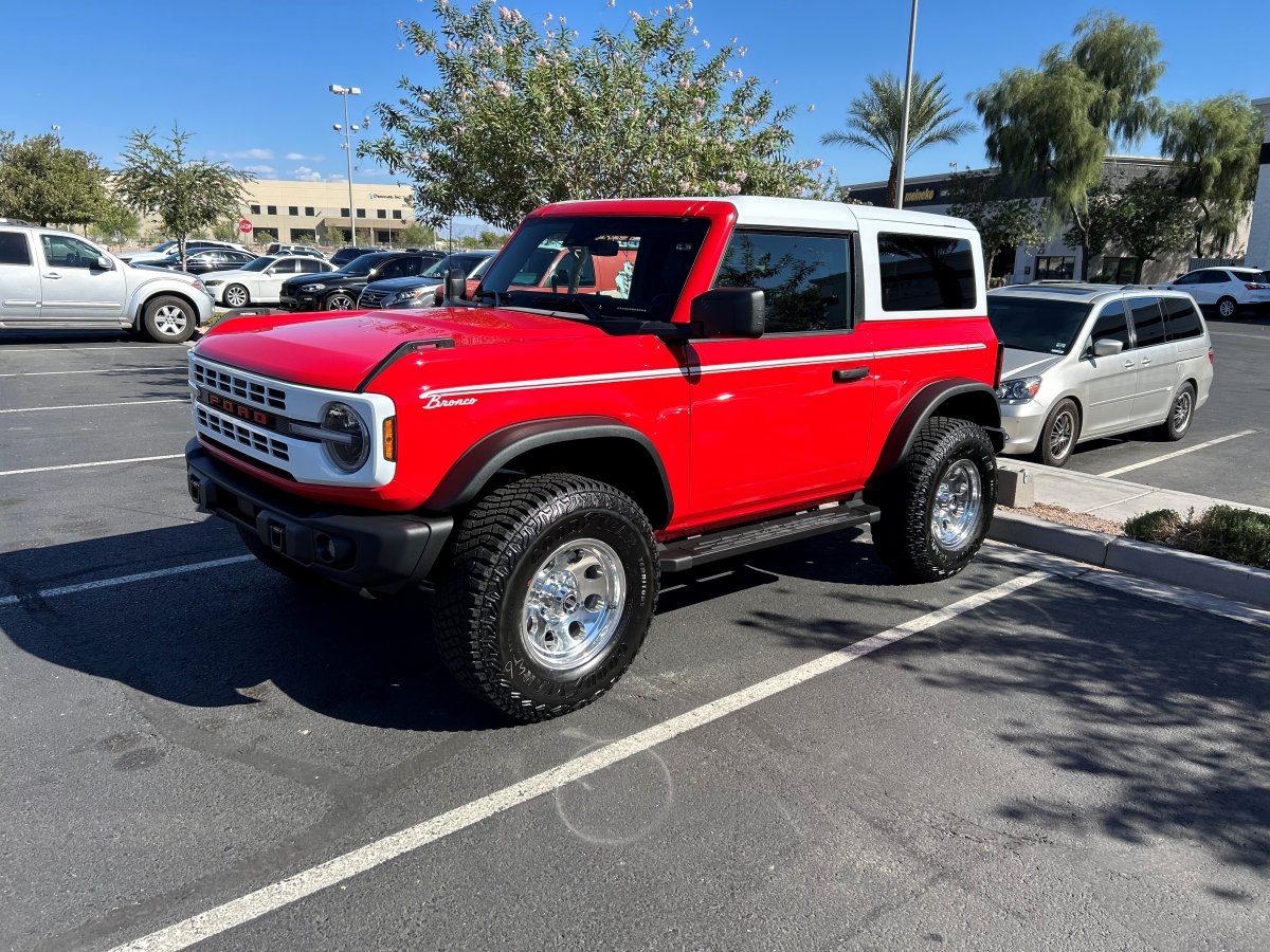 2024 Bronco with 17x9 Baja Wheels