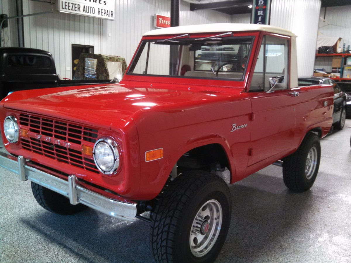 1974 Bronco with Bajas