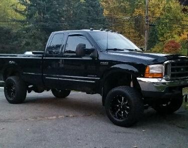 Lifted F250 with MO970